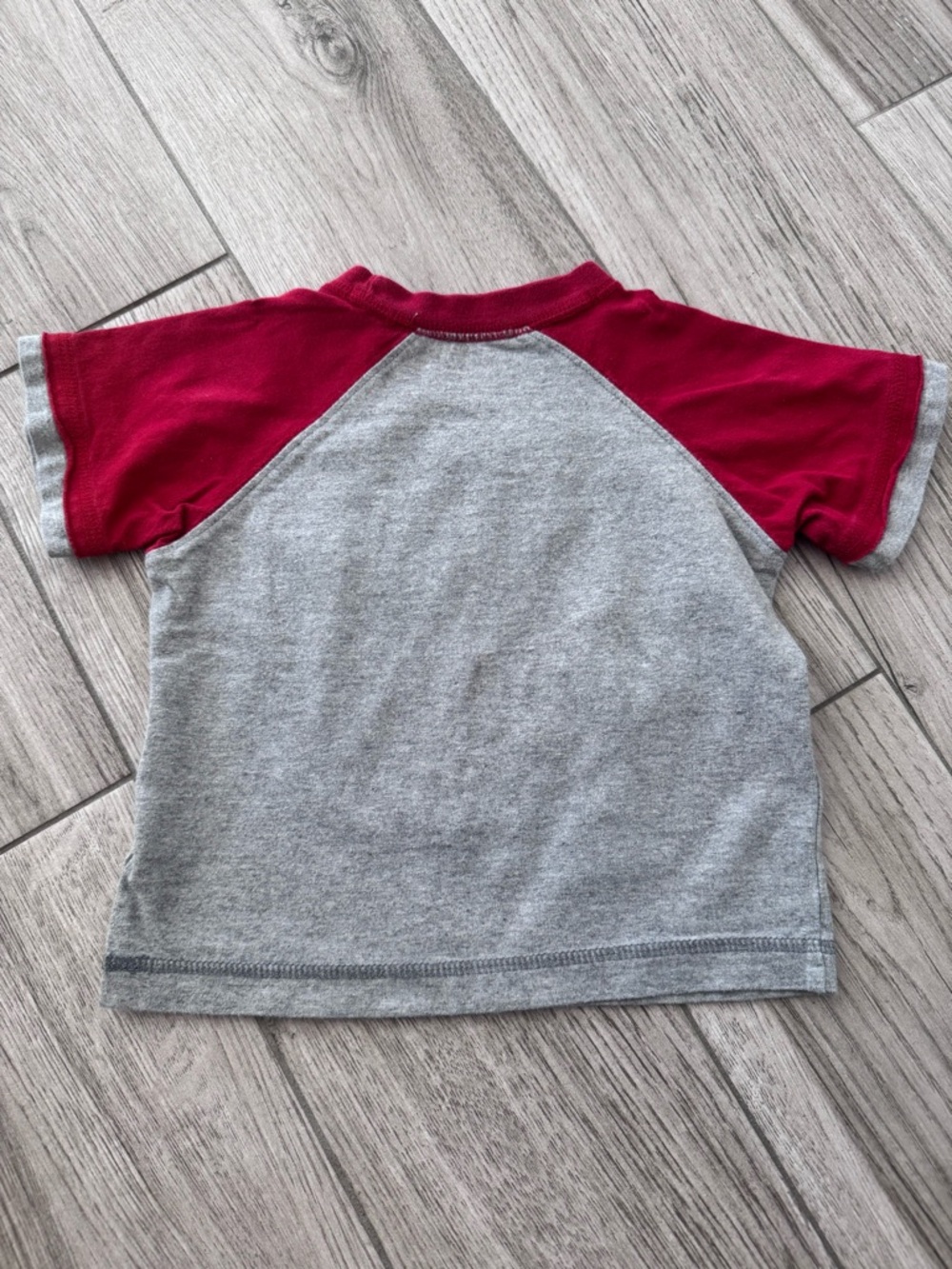 3 Pieces! Gymboree Skateboard T-Shirts Red Shorts Set Boy Size 18-24 month - Picture 5 of 14